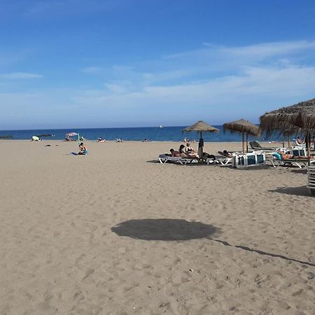 Apartamento De 2 Dormitorios, Gran Terraza, Vistas Al Mar Cerca Playa Carvajal Benalmadena Bagian luar foto