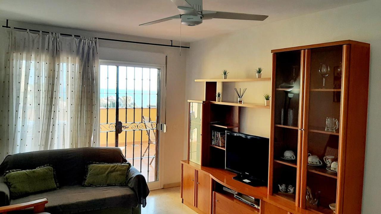 Apartamento De 2 Dormitorios, Gran Terraza, Vistas Al Mar Cerca Playa Carvajal Benalmadena Bagian luar foto