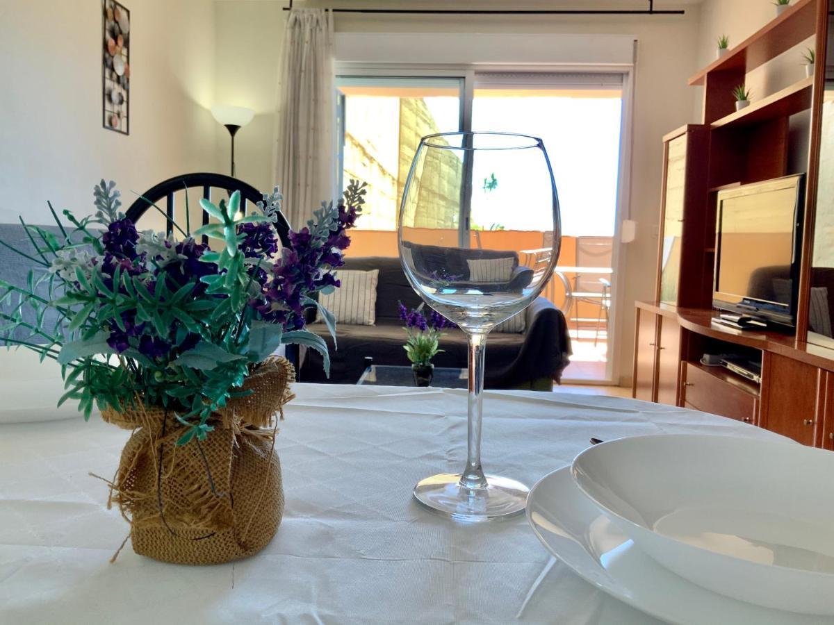 Apartamento De 2 Dormitorios, Gran Terraza, Vistas Al Mar Cerca Playa Carvajal Benalmadena Bagian luar foto