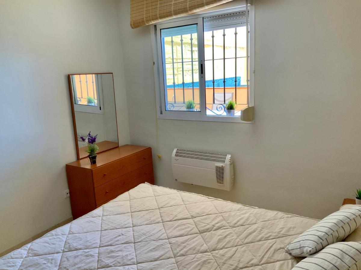 Apartamento De 2 Dormitorios, Gran Terraza, Vistas Al Mar Cerca Playa Carvajal Benalmadena Bagian luar foto