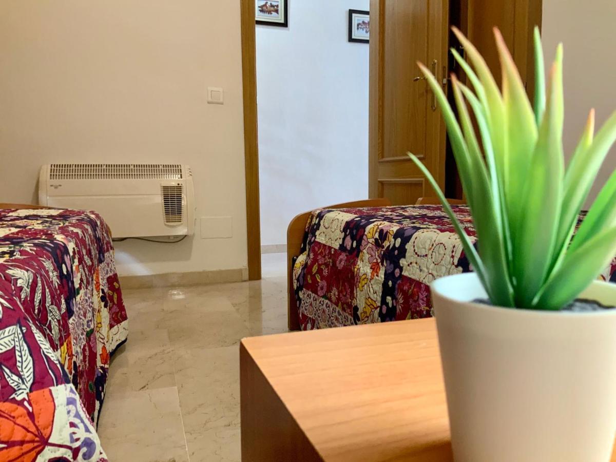 Apartamento De 2 Dormitorios, Gran Terraza, Vistas Al Mar Cerca Playa Carvajal Benalmadena Bagian luar foto