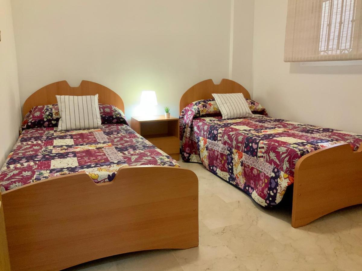 Apartamento De 2 Dormitorios, Gran Terraza, Vistas Al Mar Cerca Playa Carvajal Benalmadena Bagian luar foto